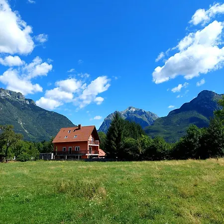 Pocitniska Hisa Nad Soco Počitniška hiša