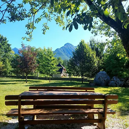 Pocitniska Hisa Nad Soco Bovec